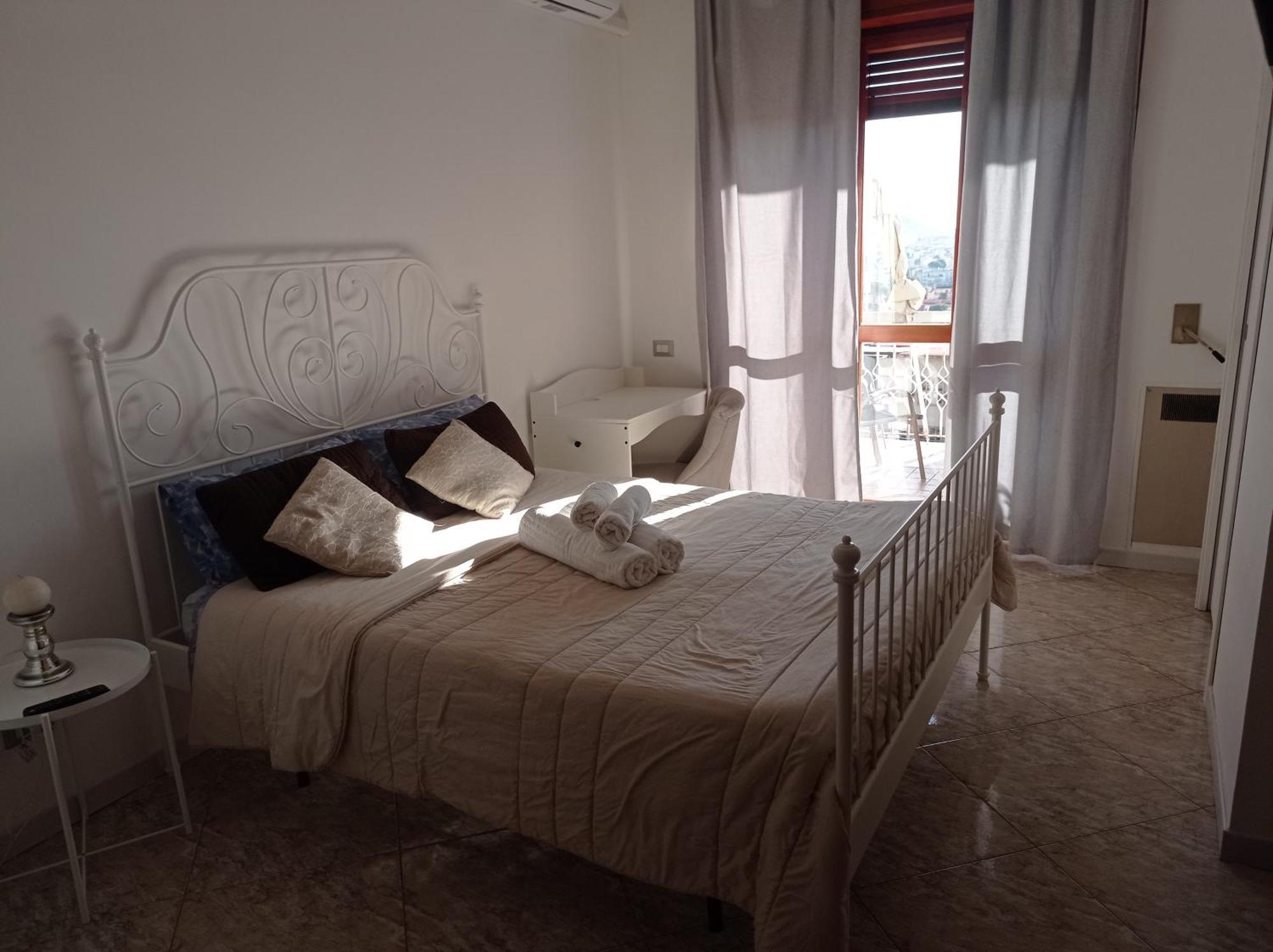 Bed and Breakfast Le Ginestre Salerno Zimmer foto